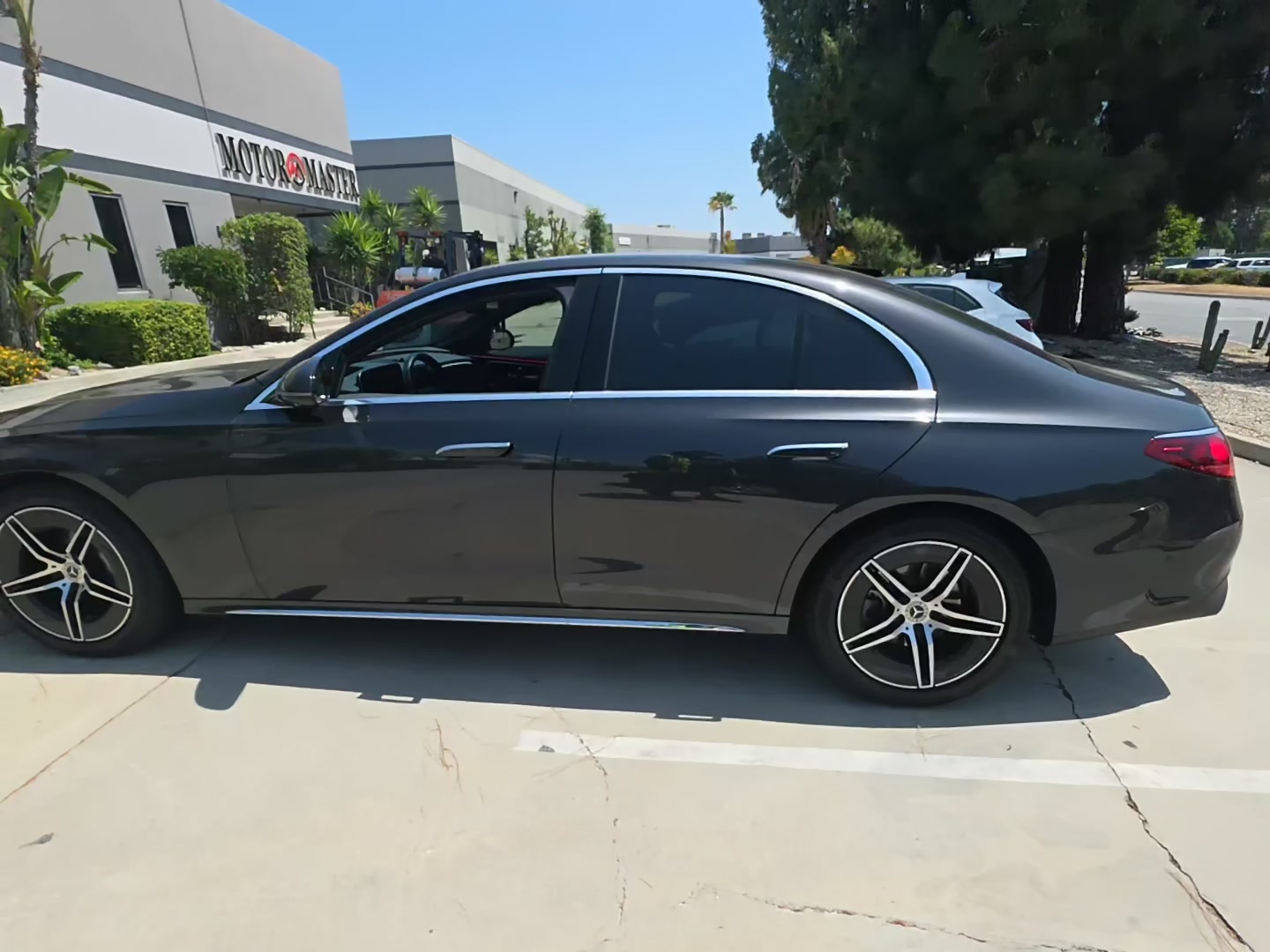 Mercedes-Benz E 300 2026