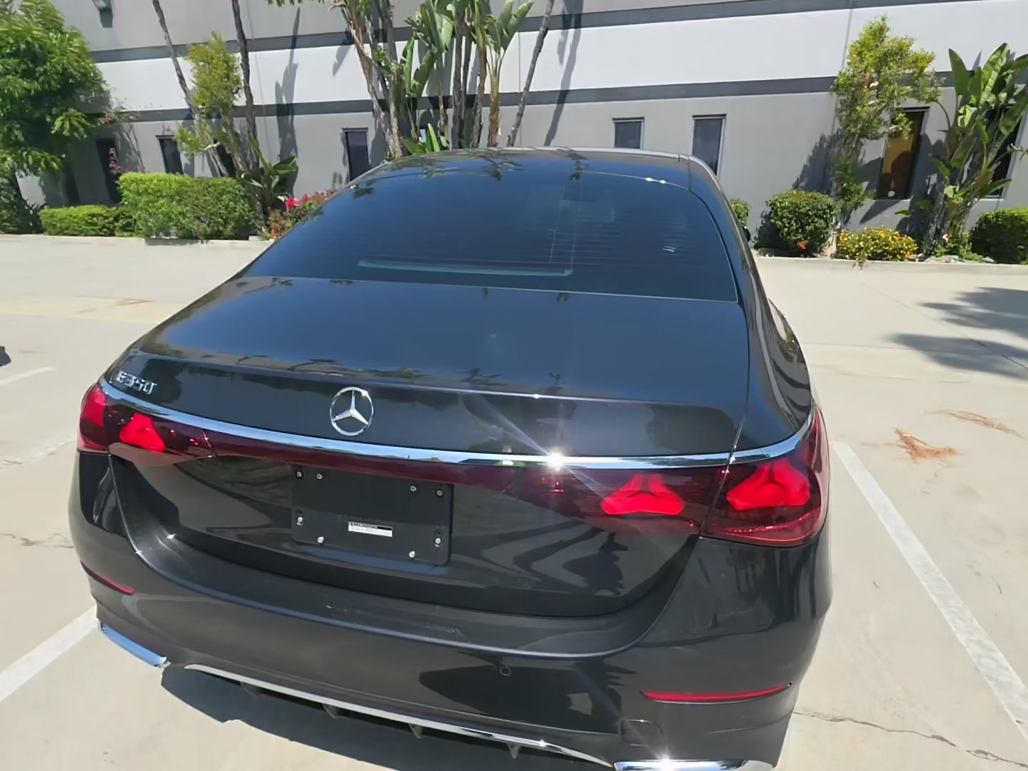 Mercedes-Benz E 300 2026