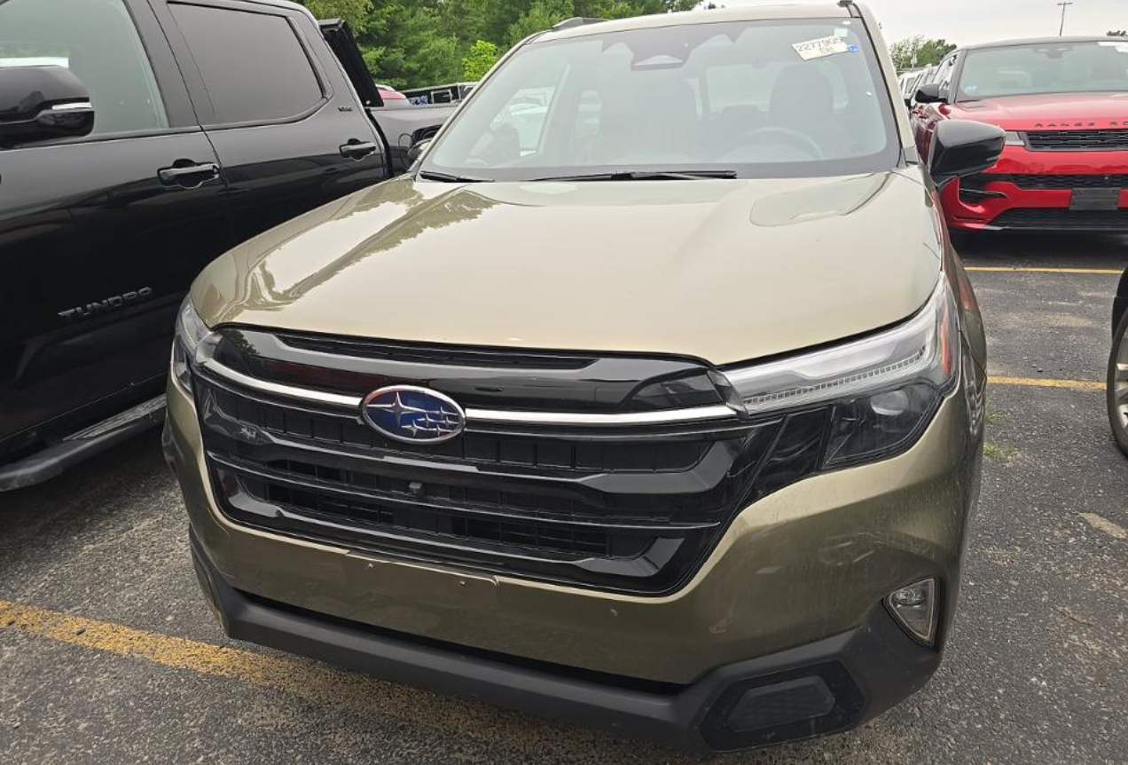 Subaru Forester Touring 2025