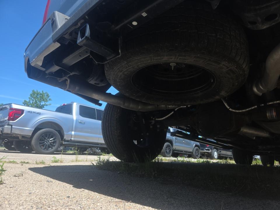 FORD F-150 LARIAT Crew Cab Short Bed 2025