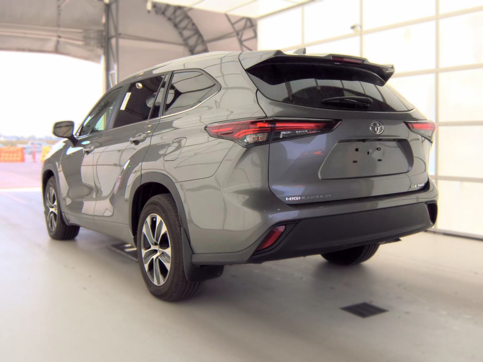 Toyota Highlander XLE 2026