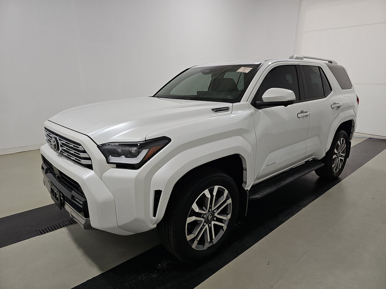 Toyota 4Runner i-FORCE MAX Limited 2026