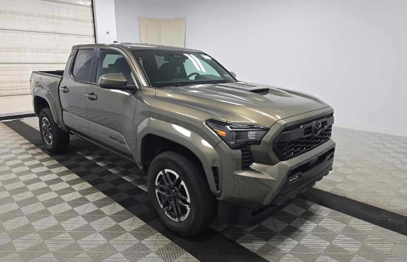 Toyota Tacoma TRD Sport Crew Cab Medium Bed 2026