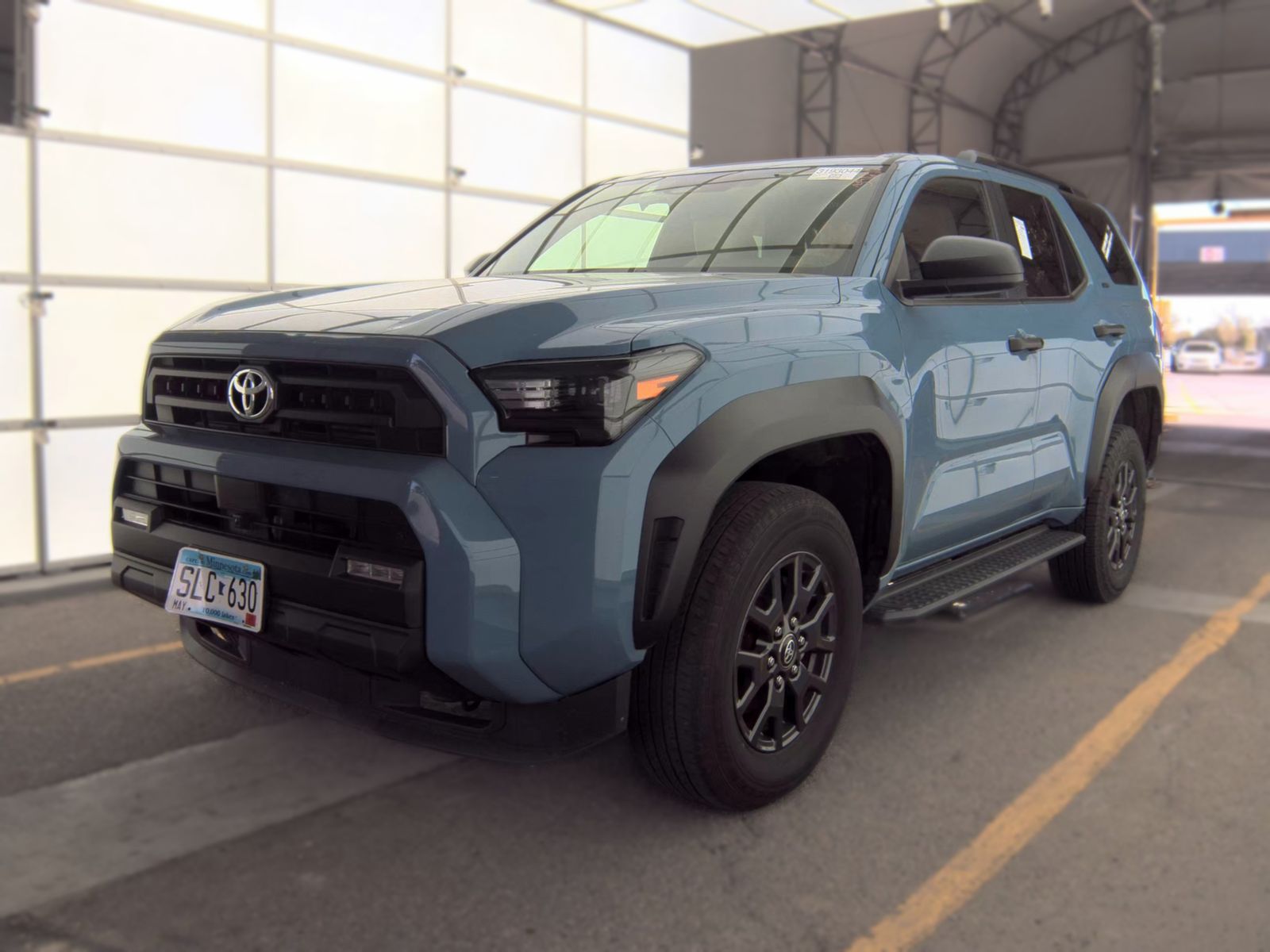 Toyota 4Runner SR5 2025