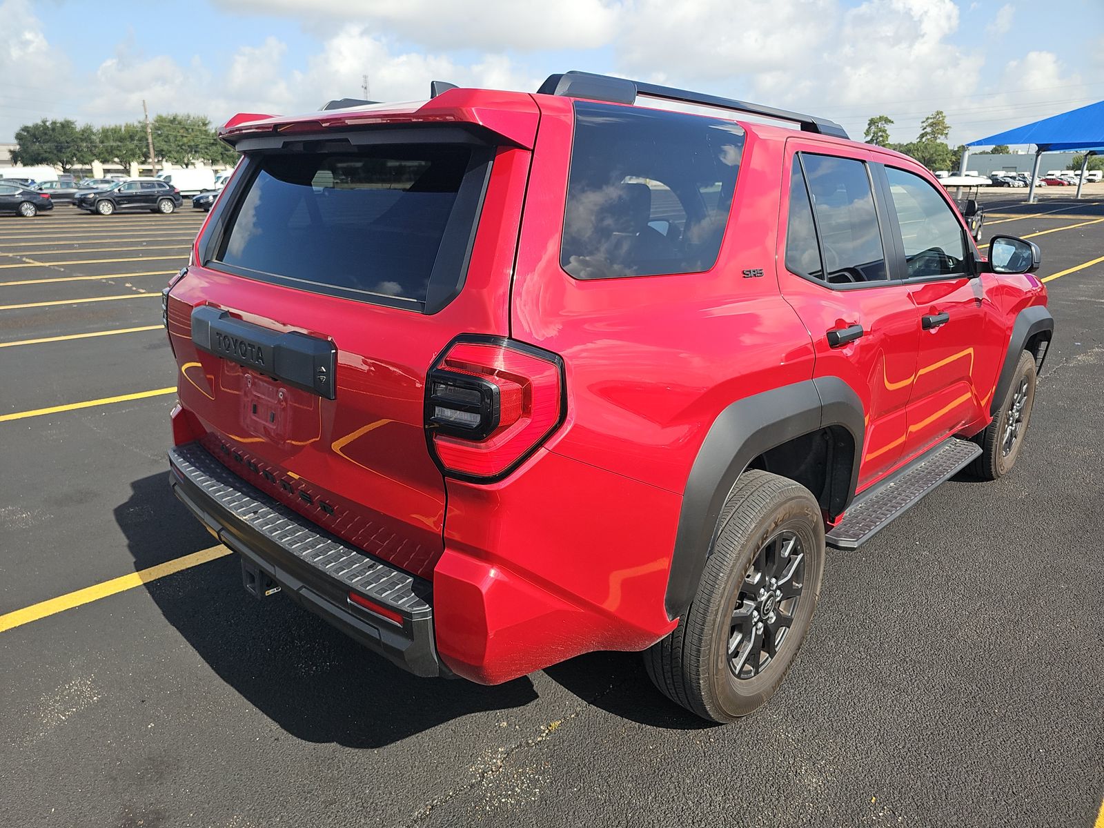 Toyota 4Runner SR5 2025