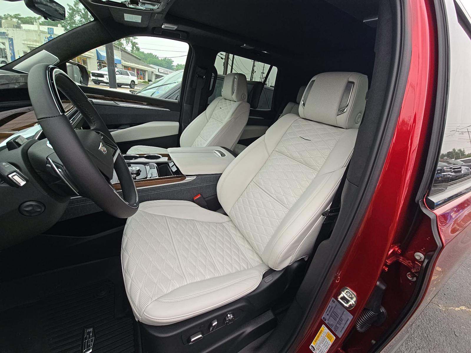 Cadillac Escalade Platinum Sport 1SH 2026