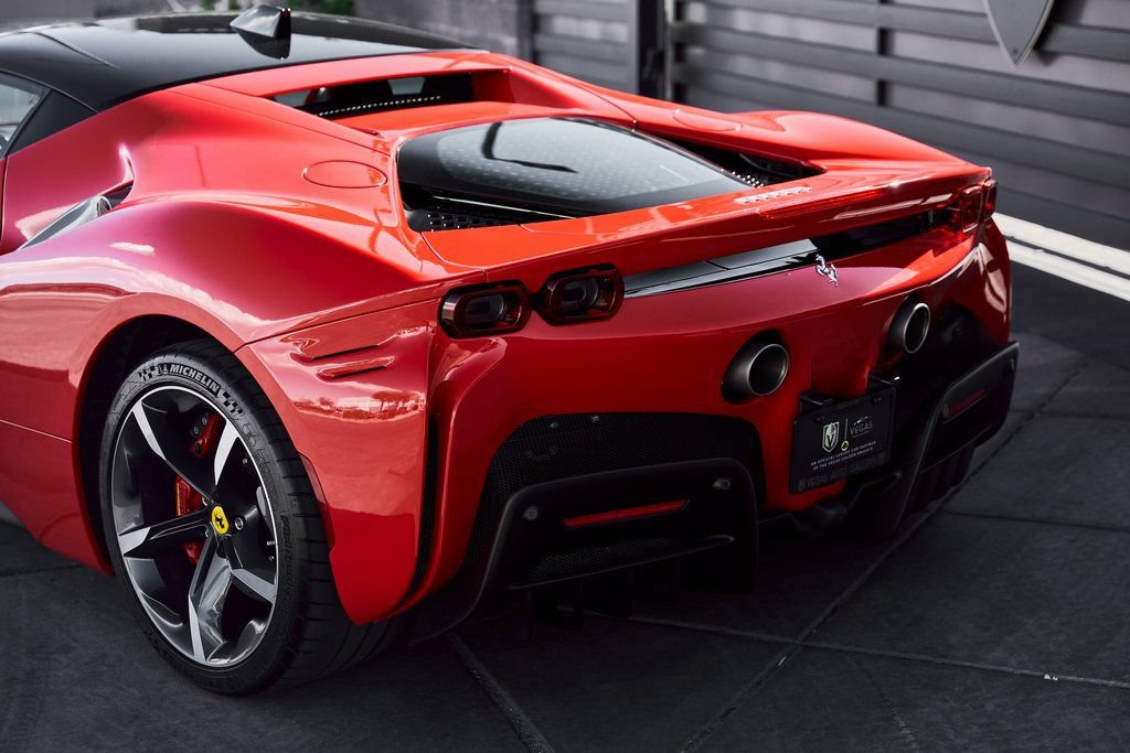 Ferrari SF90 Stradale 2023