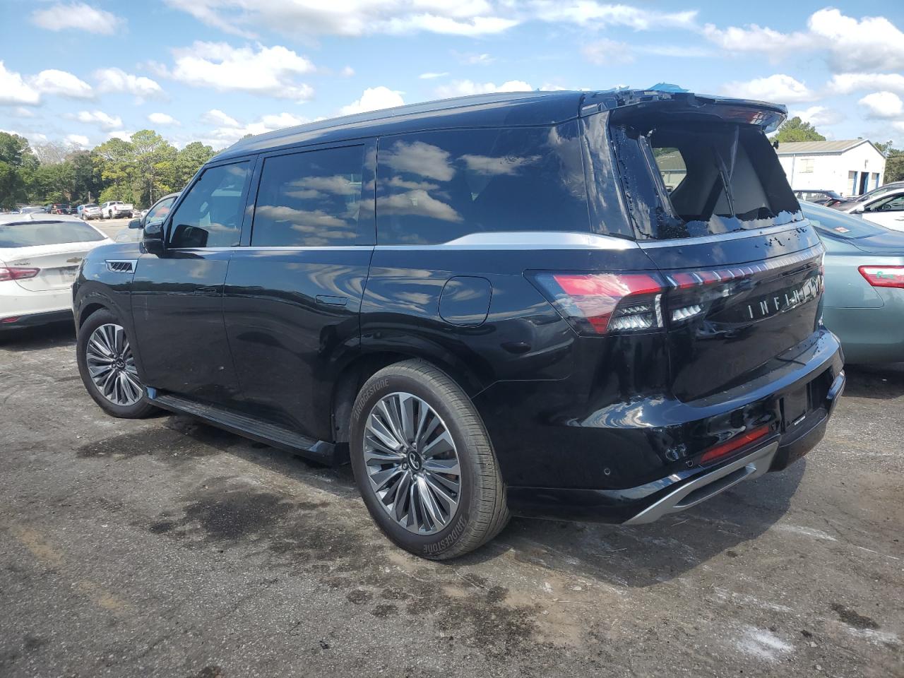INFINITI Qx80 Luxe 2025