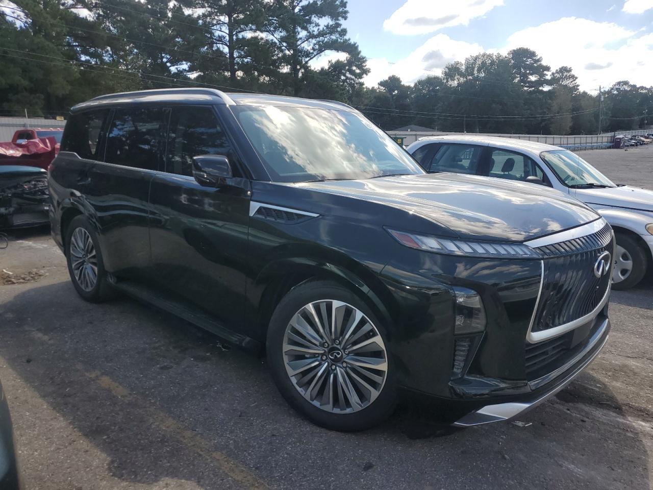 INFINITI Qx80 Luxe 2025