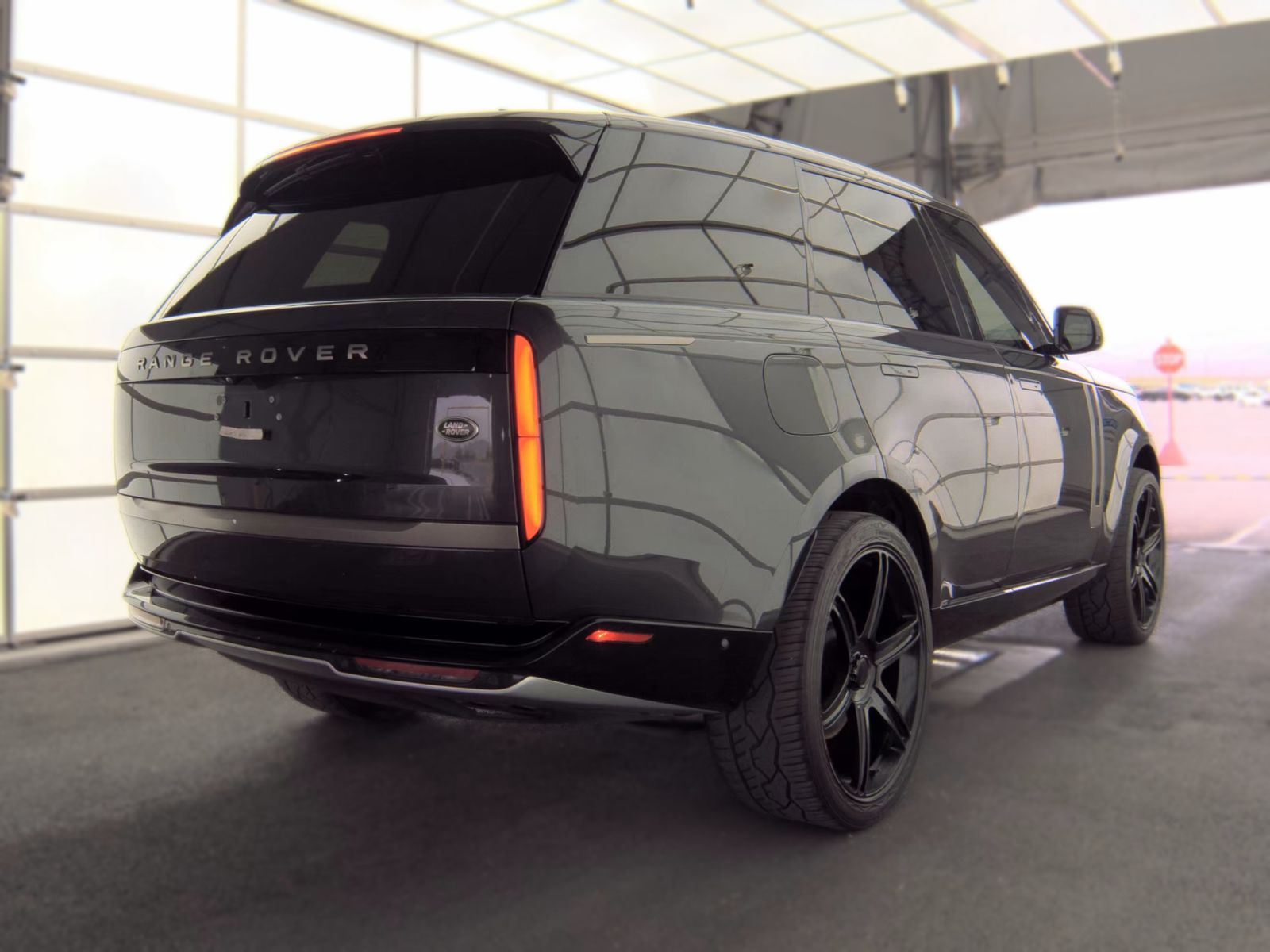 Land Rover Range Rover 2023