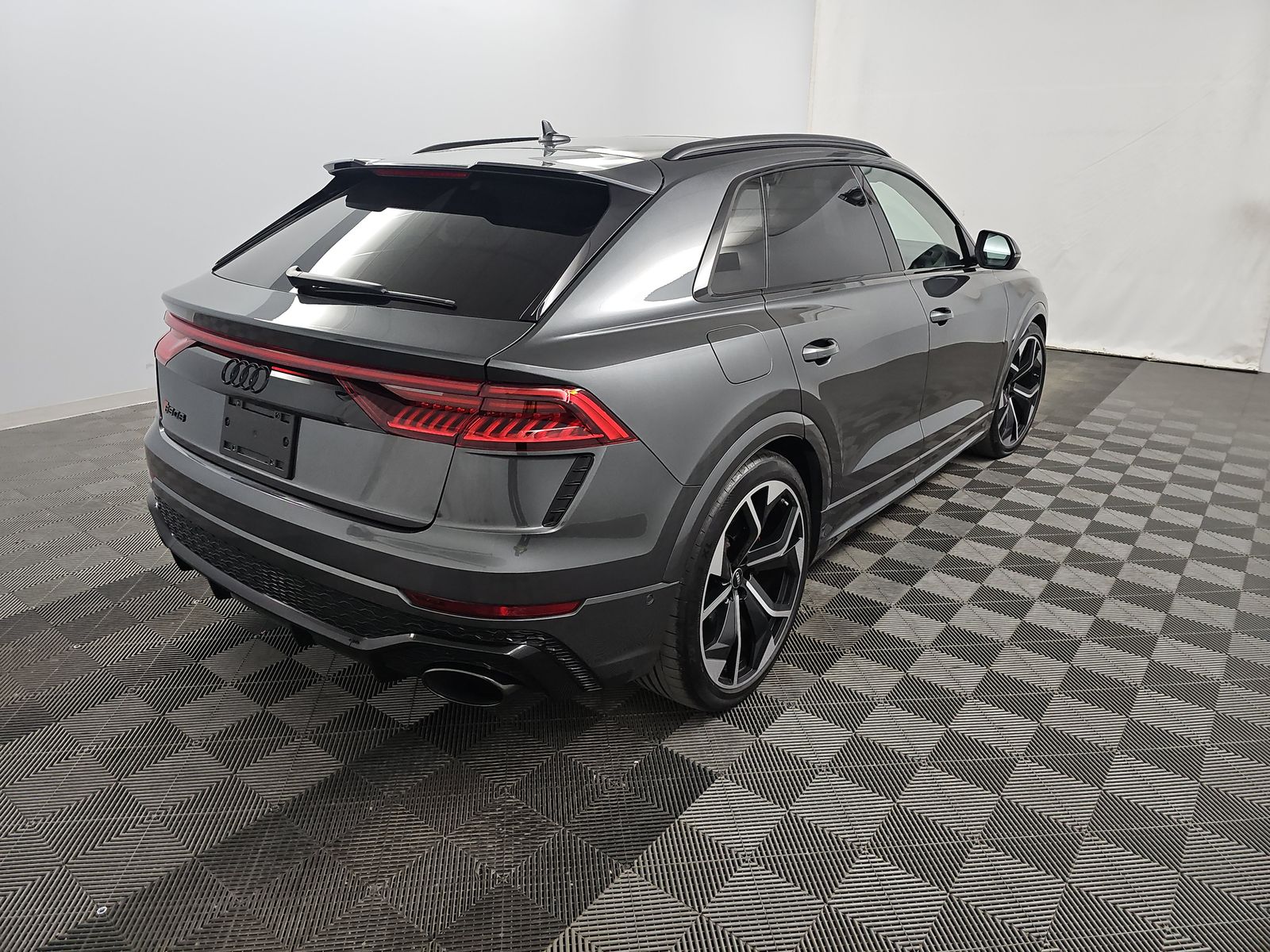 Audi RS Q8 2024