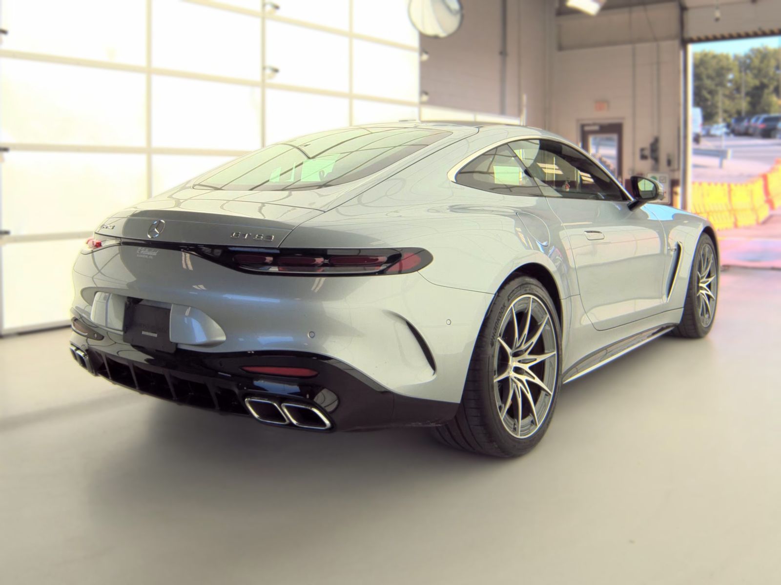 Mercedes-Benz Mercedes-AMG GT 2025