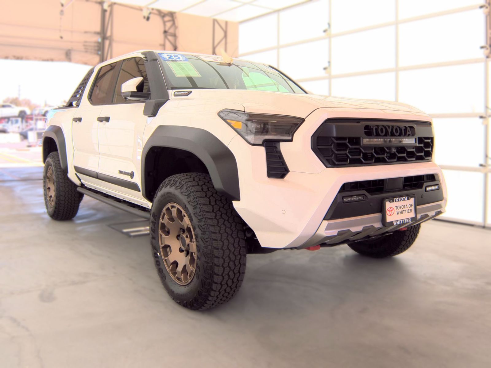 Toyota Tacoma i-FORCE MAX Trailhunter Crew Cab Medium Bed 2025
