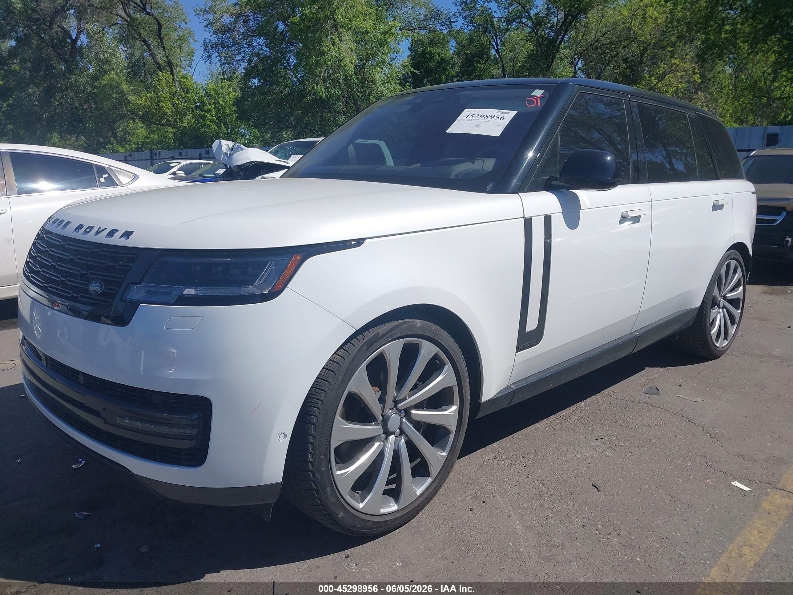 LAND ROVER Range Rover 2023