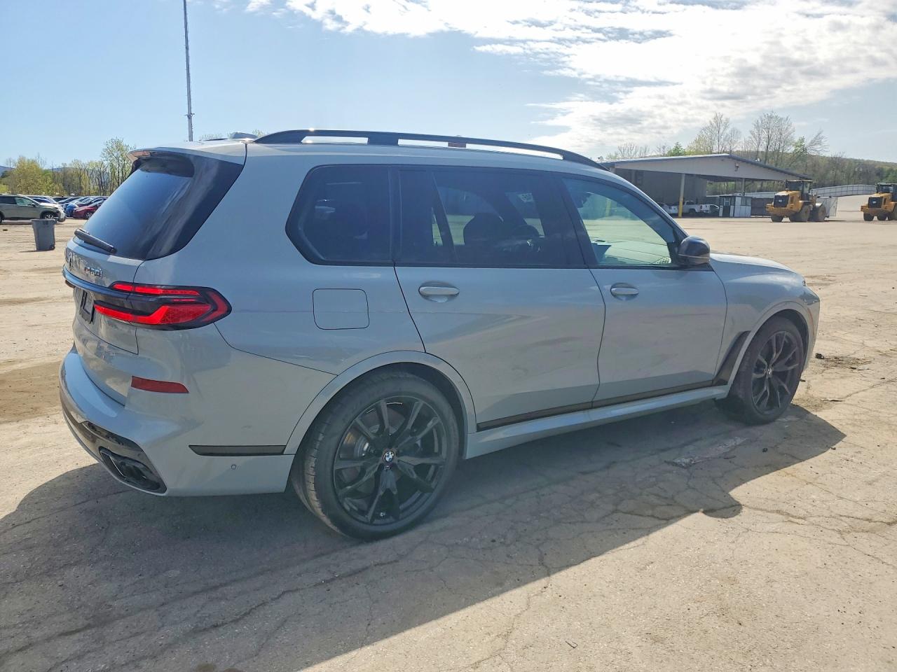 BMW X7 M60i 2026