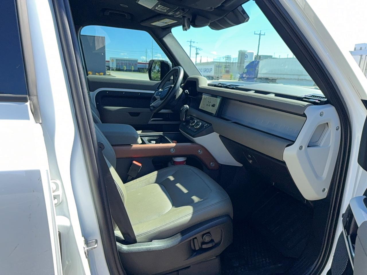 LAND ROVER Defender 110 S 2023