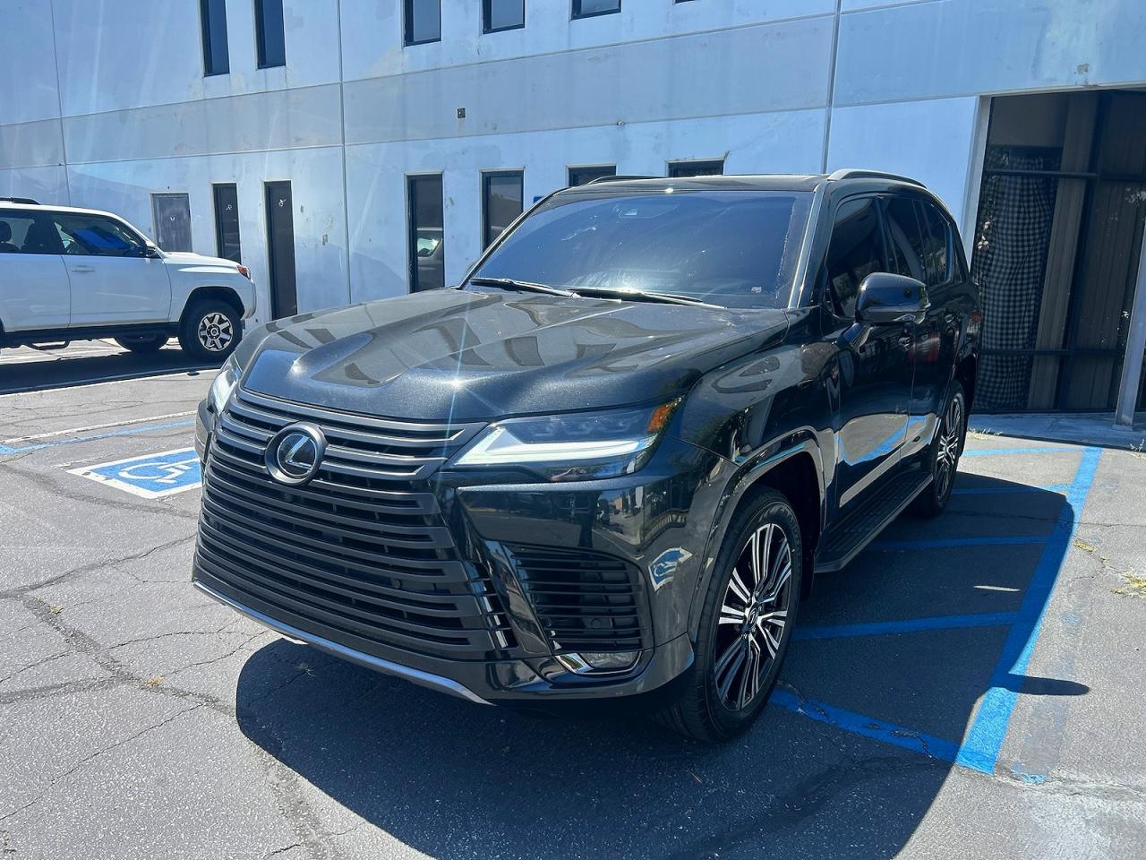 LEXUS Lx 600 Luxury 2024