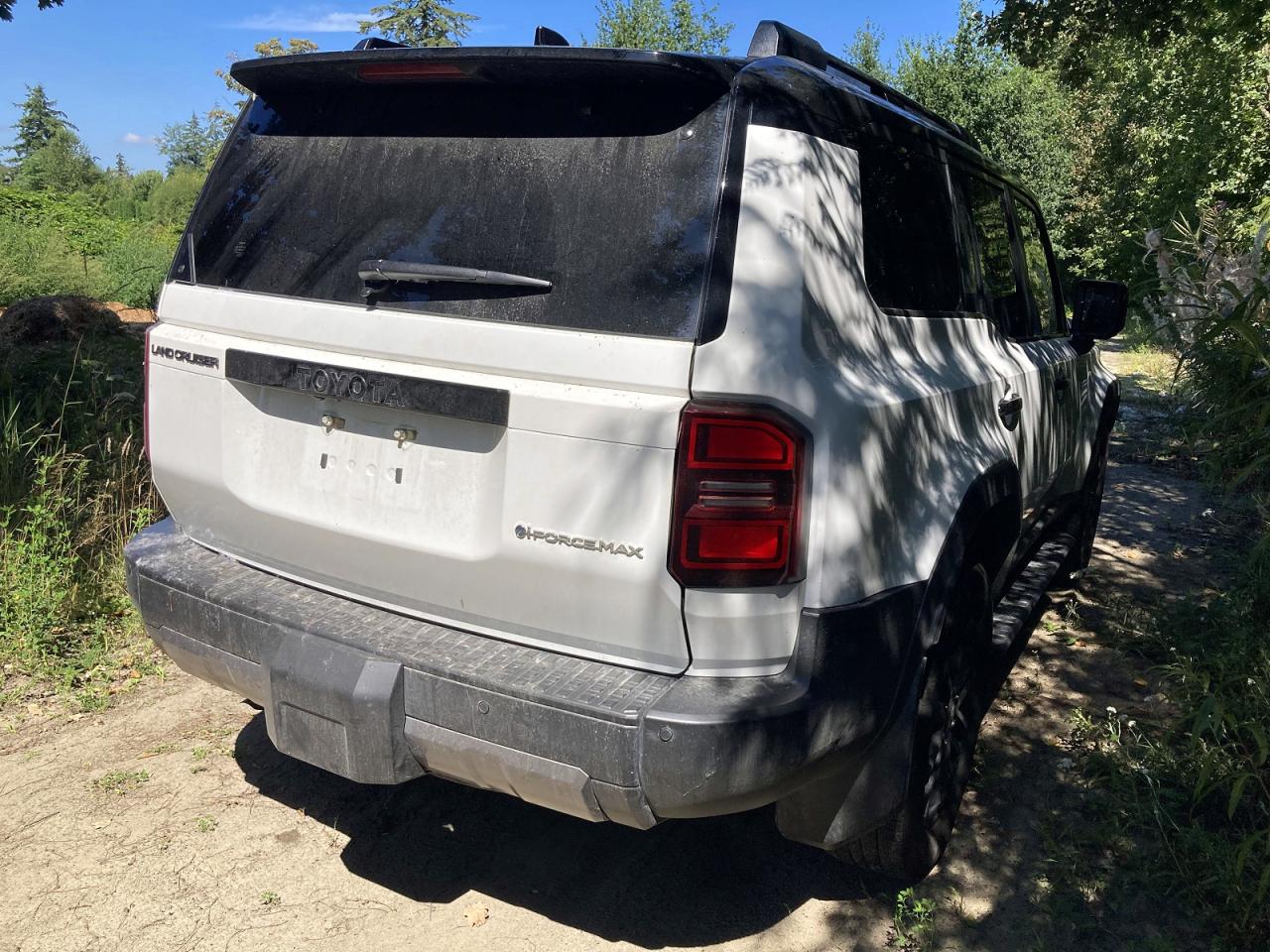 TOYOTA Land Cruiser Base 2025