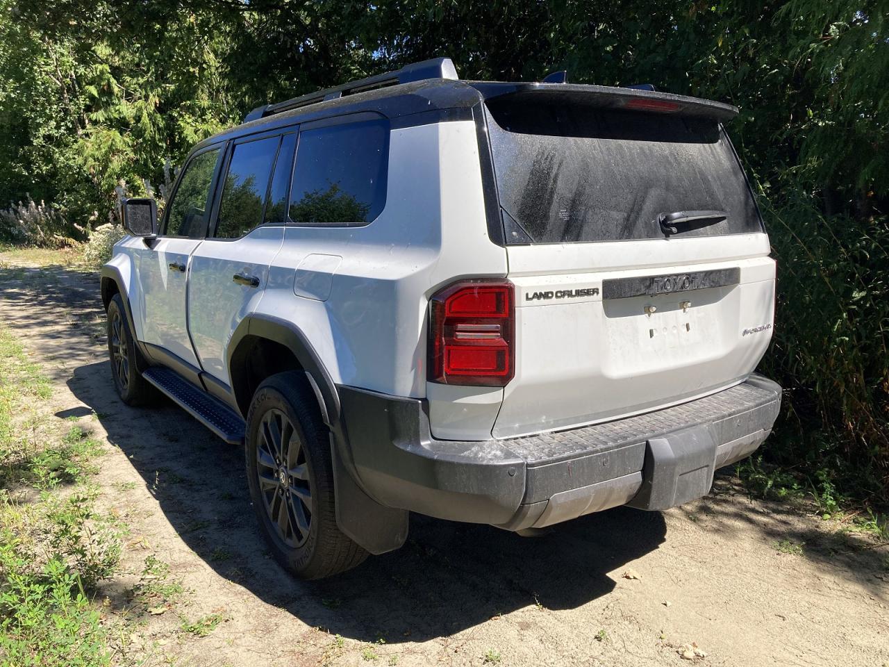 TOYOTA Land Cruiser Base 2025
