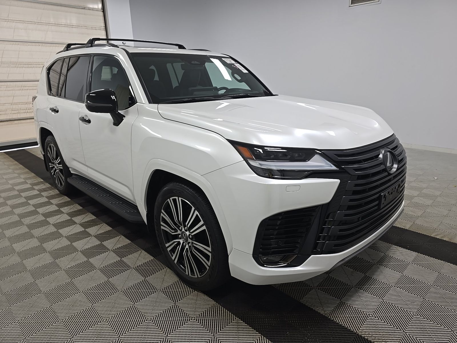 Lexus LX 600 Luxury 2025