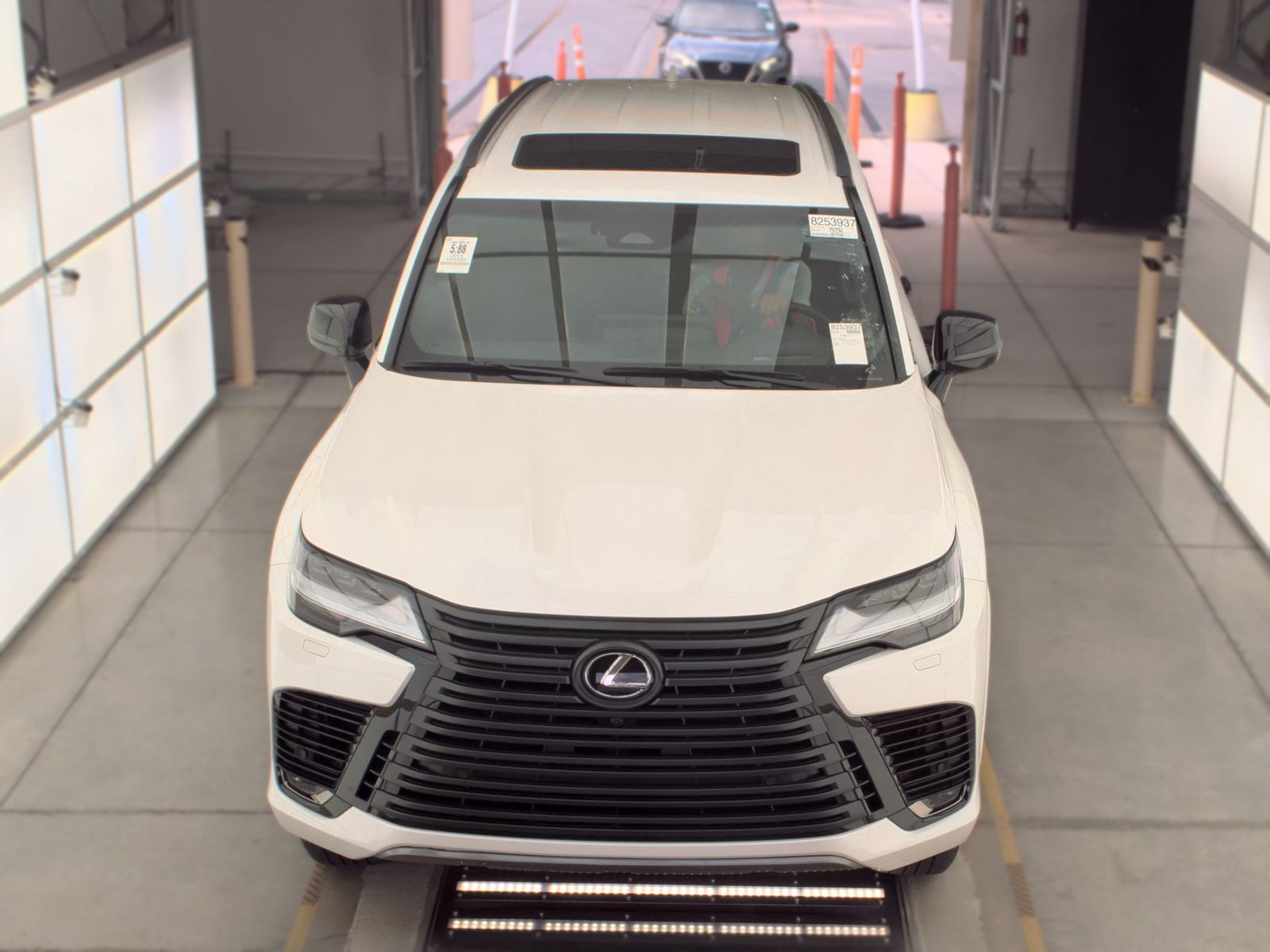 Lexus LX 700 Luxury 2025