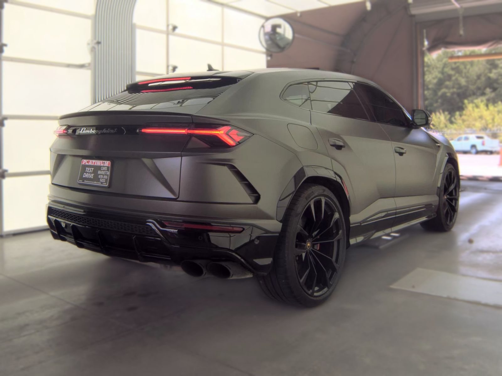 Lamborghini Urus 2021