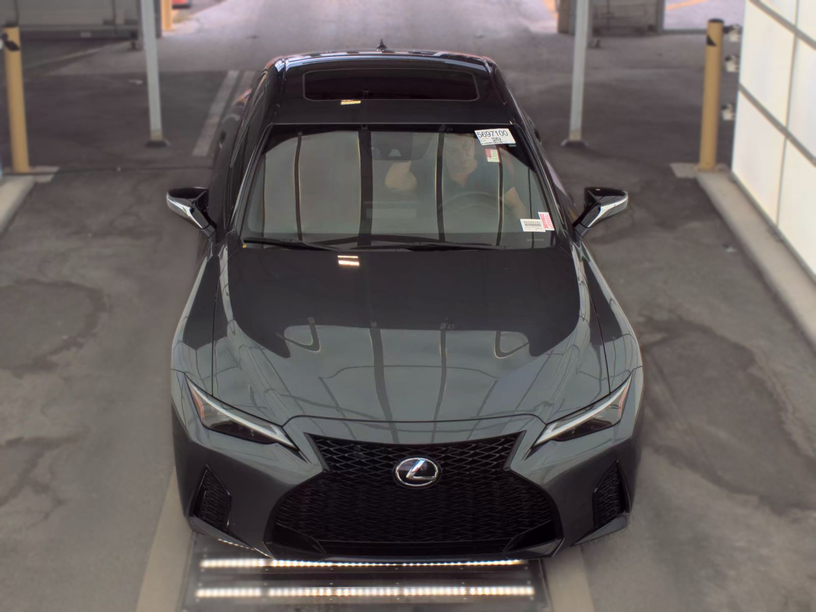 Lexus IS 300 F SPORT 2024