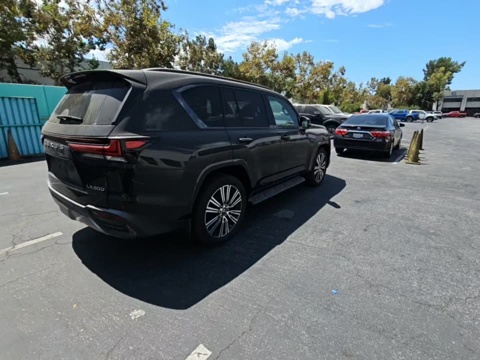 Lexus LX 600 Luxury 2023