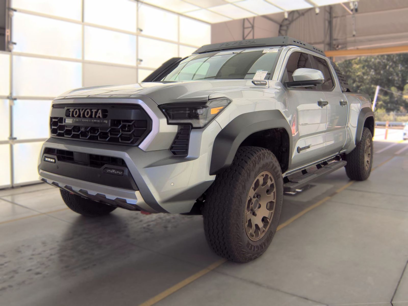 Toyota Tacoma i-FORCE MAX Trailhunter Crew Cab Long Bed Tacoma 2025
