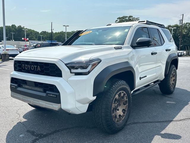 Toyota 4Runner i-FORCE MAX Trailhunter 2025