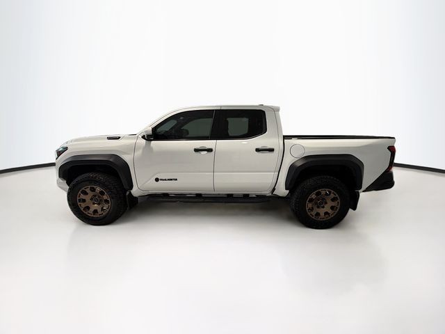 Toyota Tacoma i-FORCE MAX Trailhunter Crew Cab Medium Bed 2025