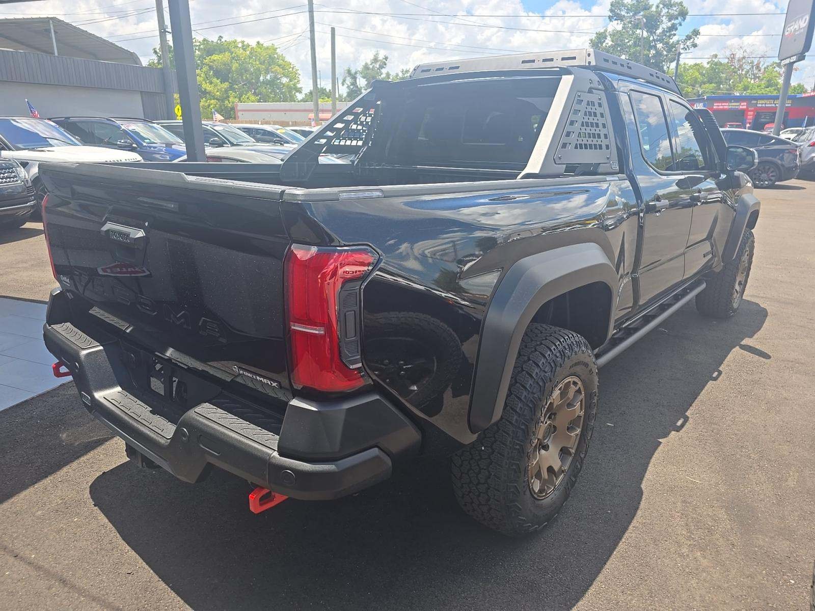 Toyota Tacoma i-FORCE MAX Trailhunter Crew Cab Long Bed 2026