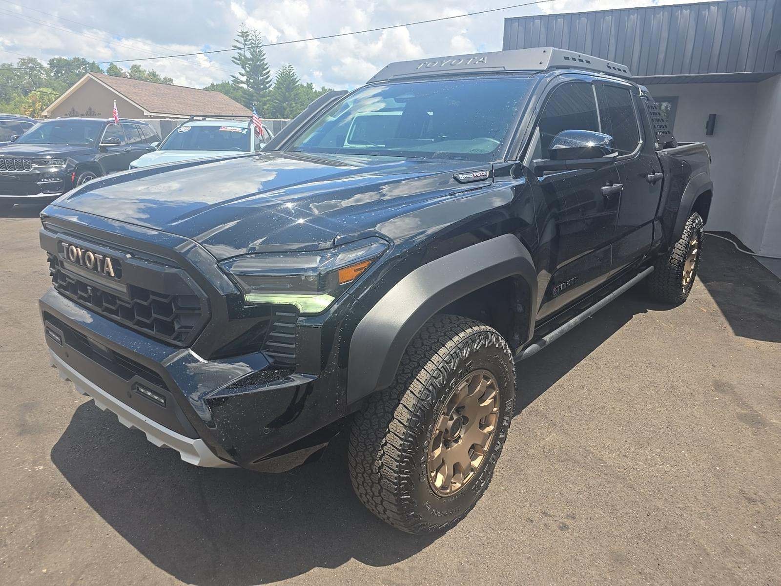 Toyota Tacoma i-FORCE MAX Trailhunter Crew Cab Long Bed 2026