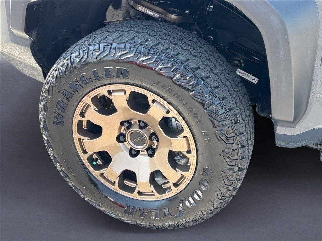 Toyota Tacoma Hybrid Trailhunter Crew Cab Long Bed 2024