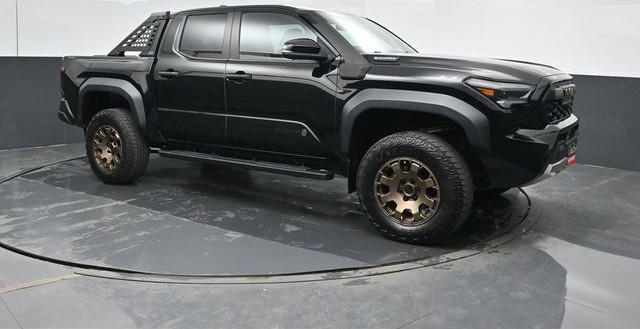 Toyota Tacoma Hybrid Trailhunter Crew Cab Medium Bed 2024