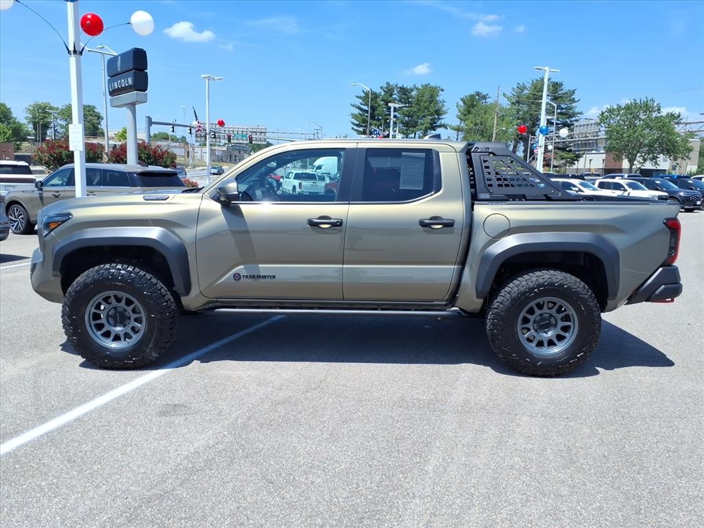 Toyota Tacoma Hybrid Trailhunter Crew Cab Medium Bed 2024