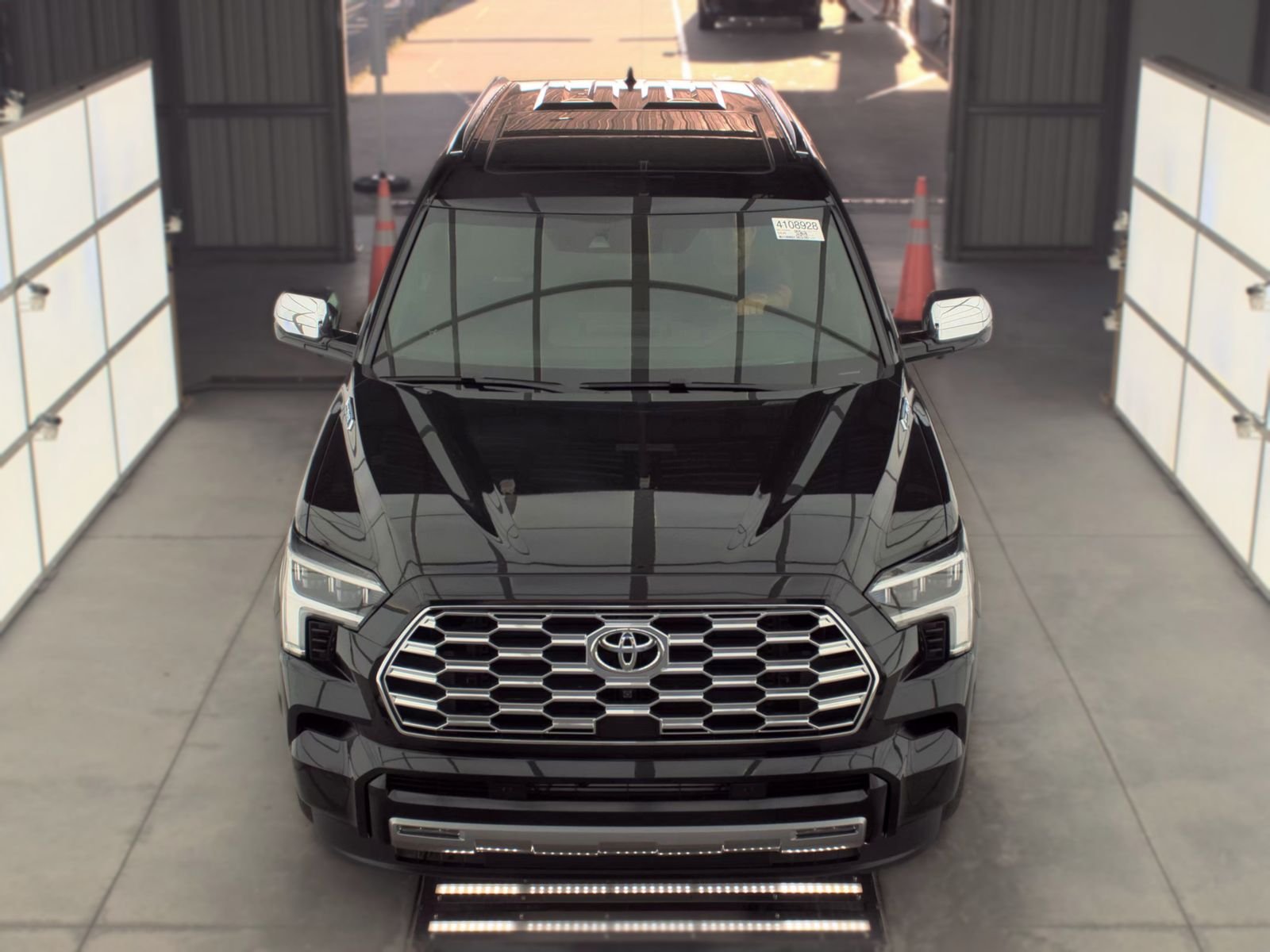 Toyota Sequoia i-FORCE MAX Capstone 2026