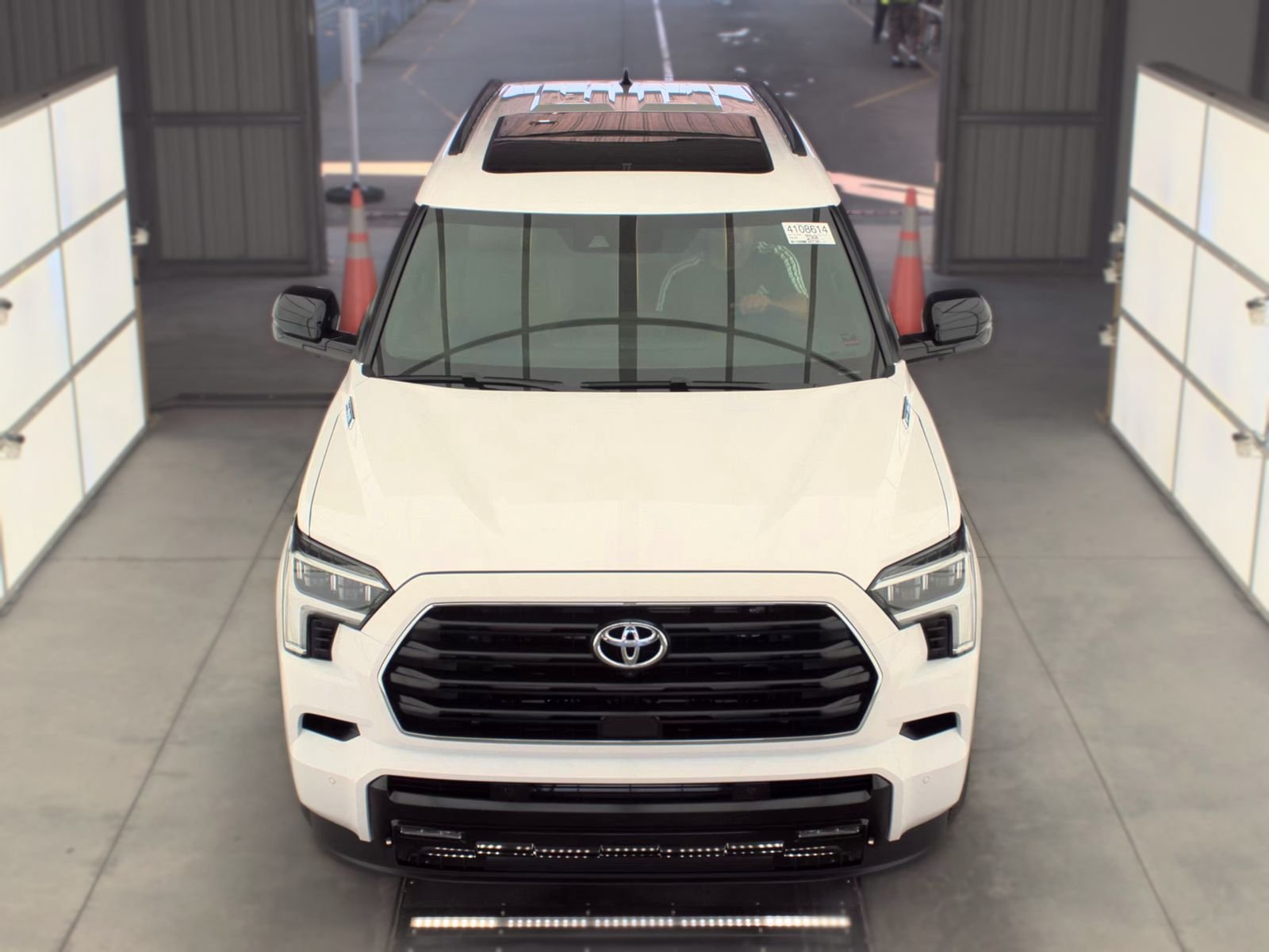 Toyota Sequoia i-FORCE MAX Limited 2026