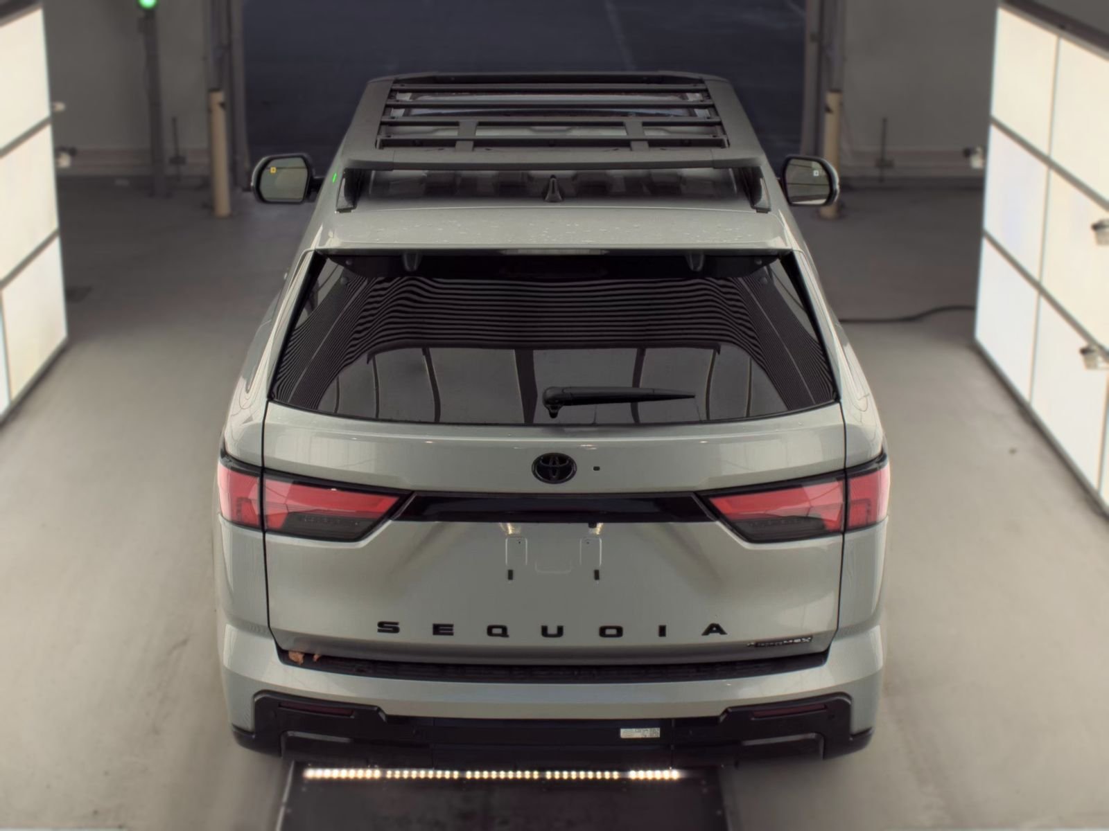 Toyota Sequoia i-FORCE MAX Platinum 2026