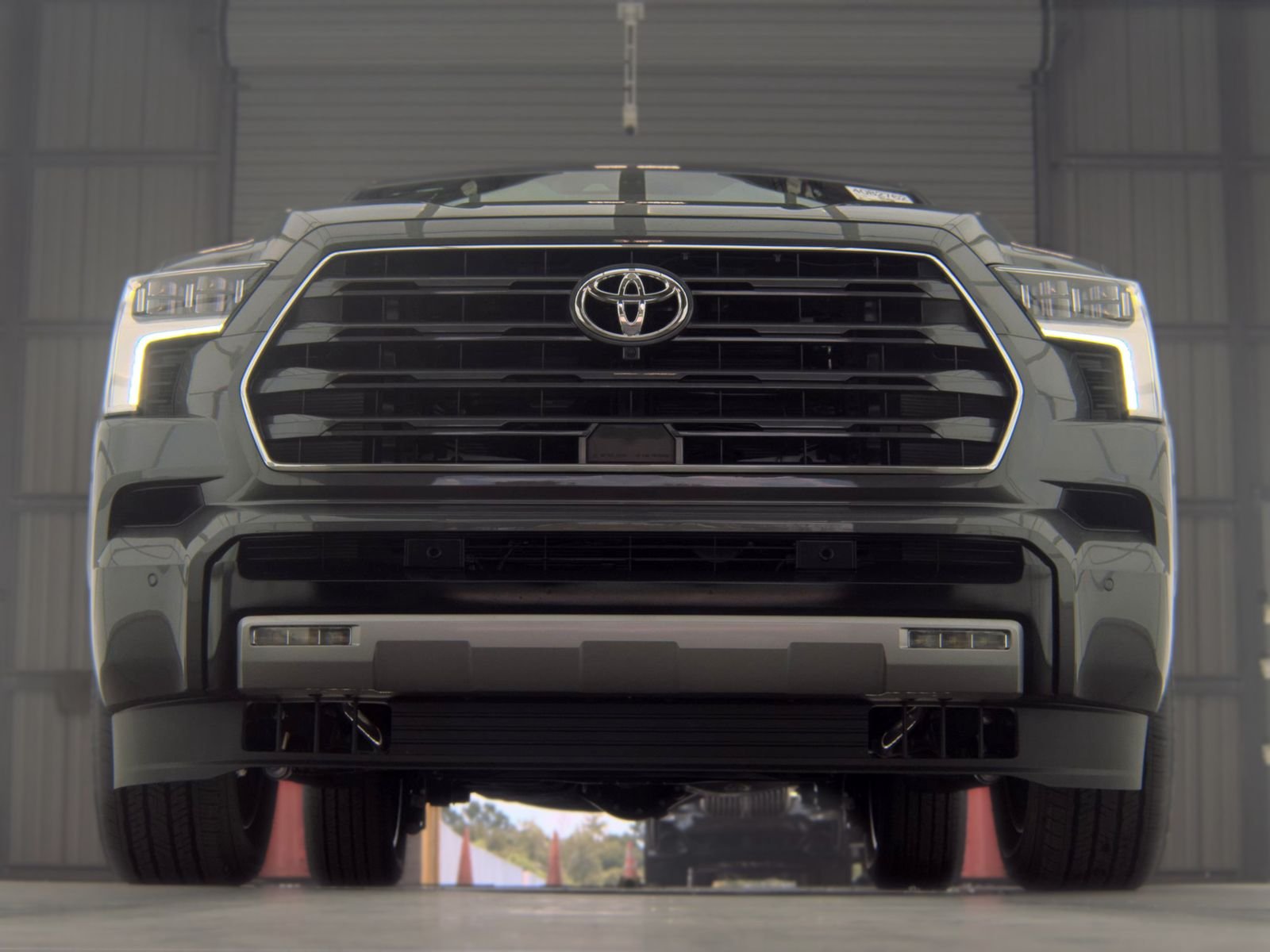 Toyota Sequoia i-FORCE MAX Limited 2026