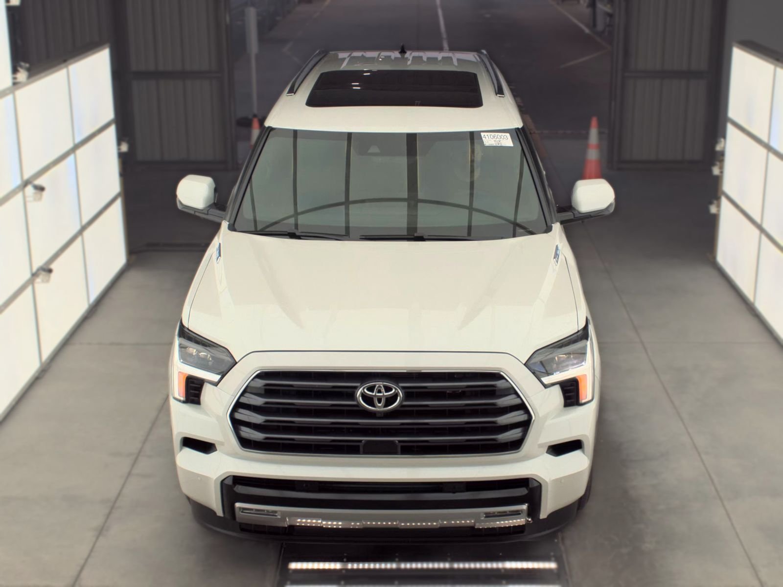 Toyota Sequoia i-FORCE MAX Limited 2026