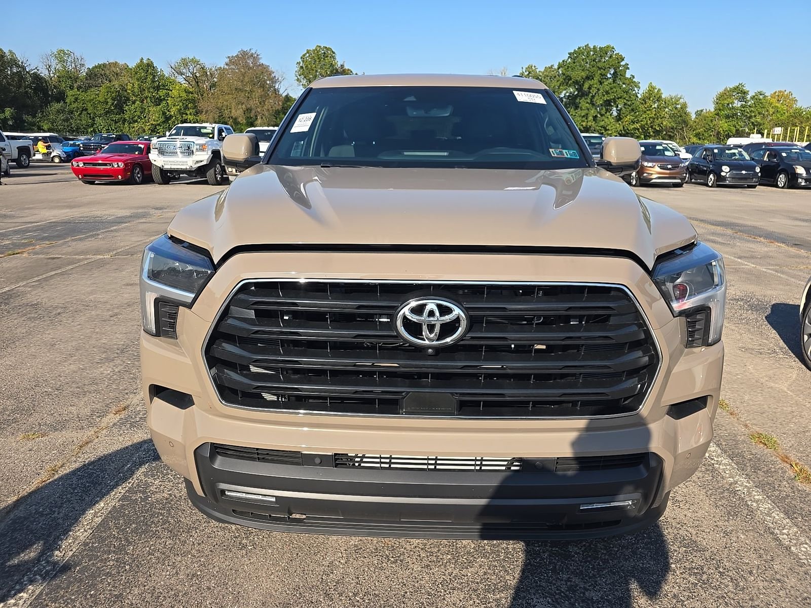 Toyota Sequoia i-FORCE MAX SR5 2026
