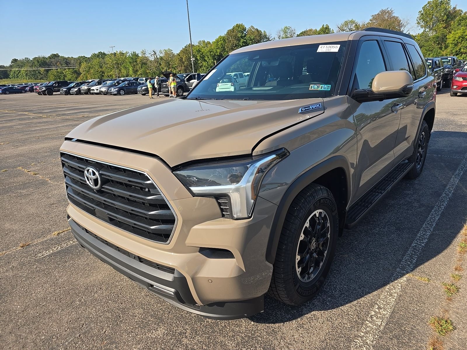 Toyota Sequoia i-FORCE MAX SR5 2026