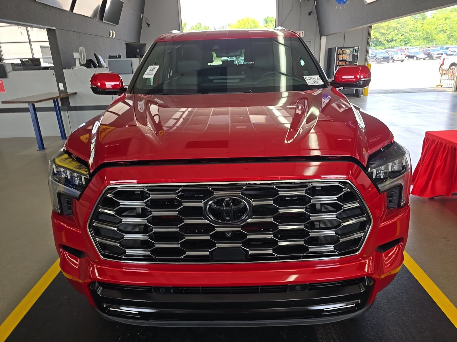 Toyota Sequoia i-FORCE MAX Platinum 2026