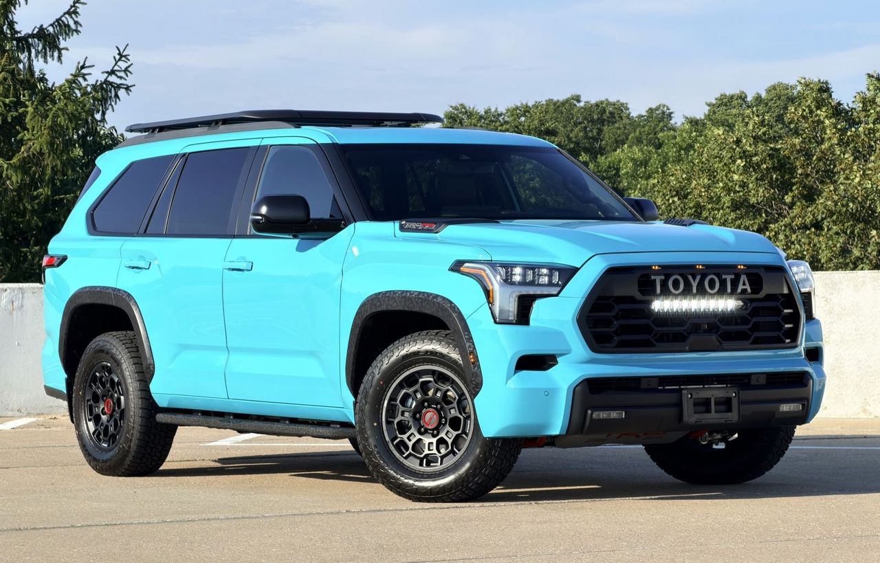 Toyota Sequoia i-FORCE MAX TRD Pro 2026