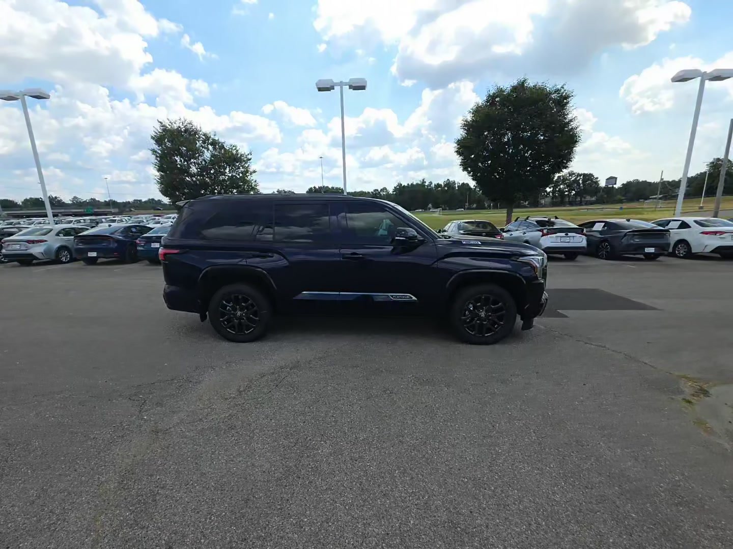 Toyota Sequoia i-FORCE MAX Platinum 2026