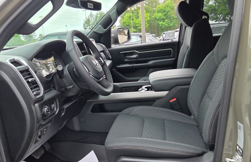 RAM 1500 Big Horn Crew Cab 2026