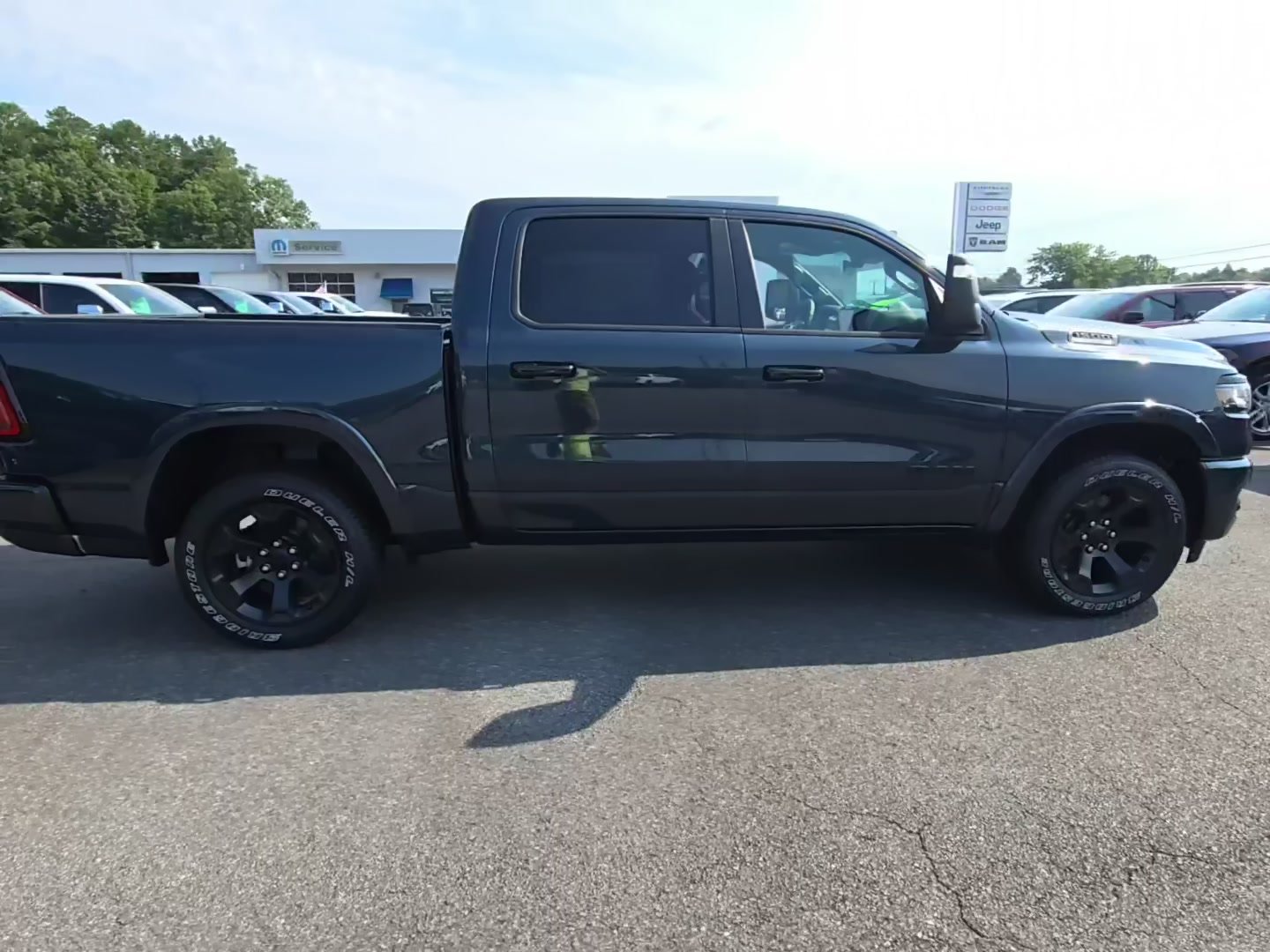 RAM 1500 Big Horn Crew Cab 2025