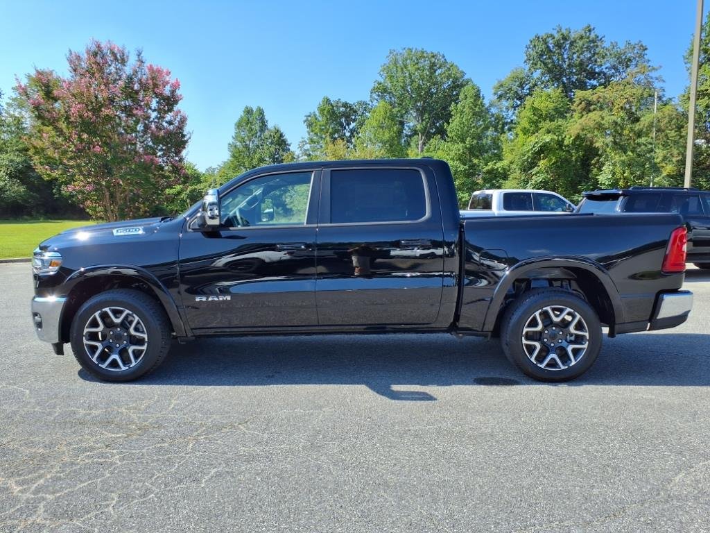 RAM 1500 Laramie Crew Cab 2025