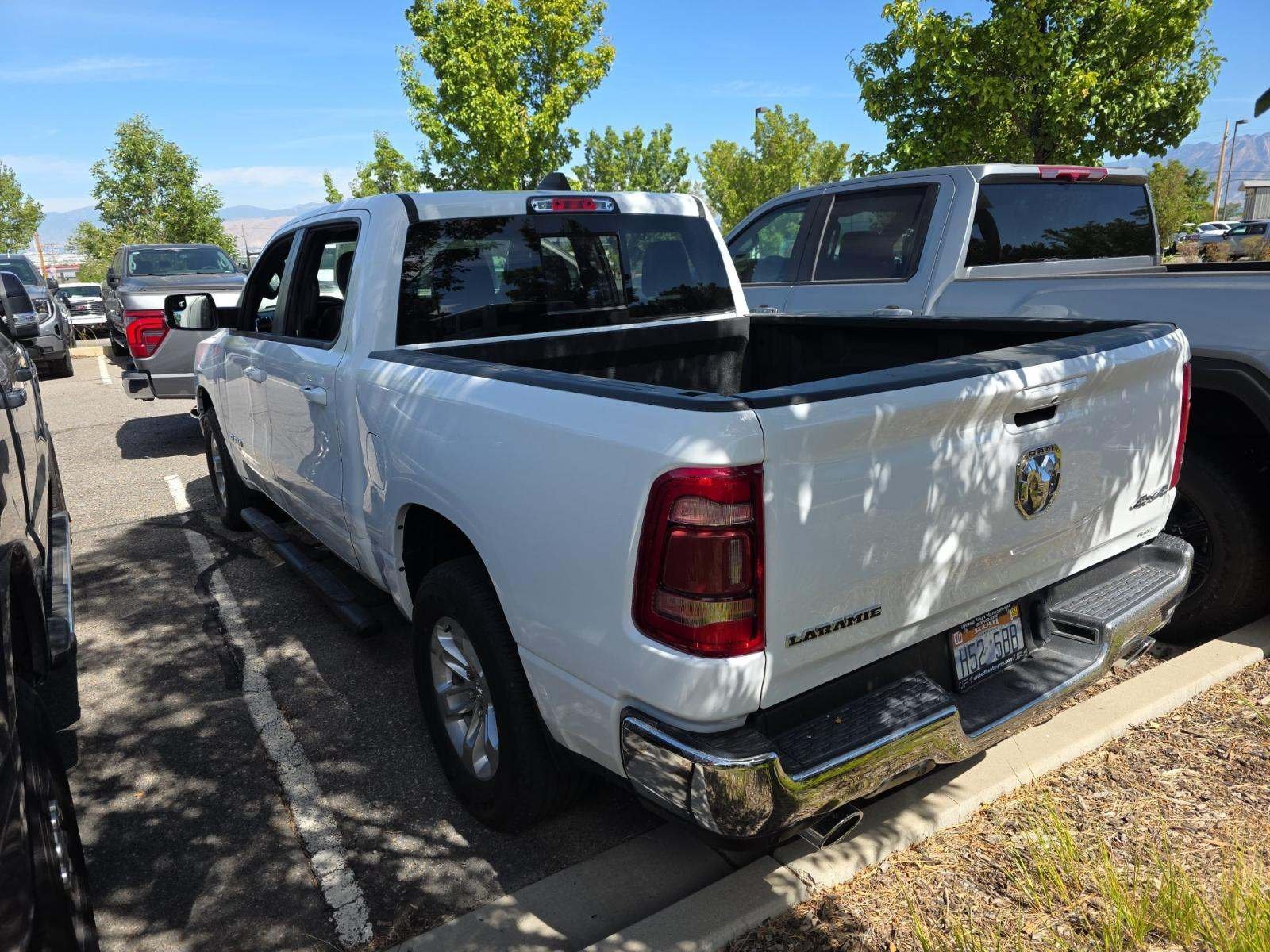 RAM 1500 Laramie Crew Cab 2024